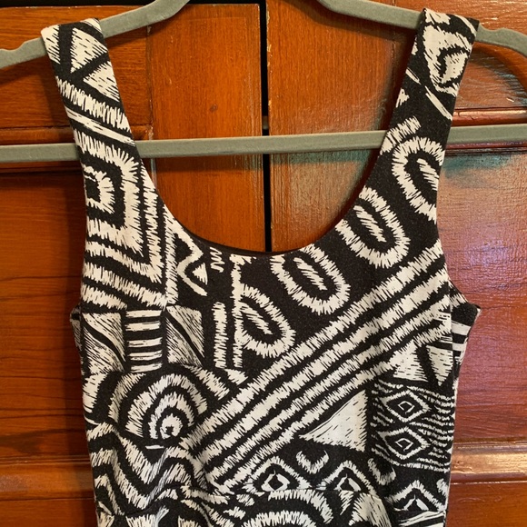 Saks Fifth Avenue Geometric Print Dress - Picture 5 of 5